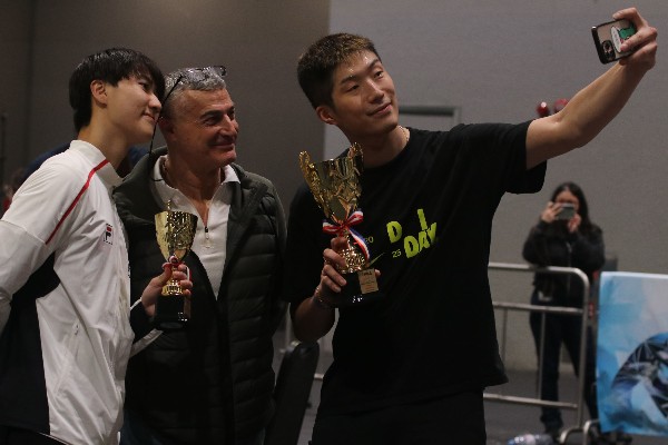 張家朗笑納蔡俊彥高帽 久違奪冠更懂面對得失