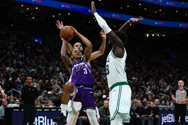 諾基治領爵士食「塞」 布朗轟球證靠害